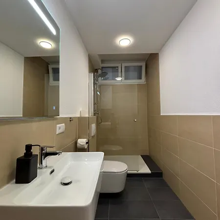 Ag Lägenhet Fellbach