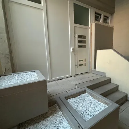 Apartment Ag *